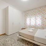 Apartamento Tatiana Flat - 10 Minutes To Venice - Train Station - Free Parking