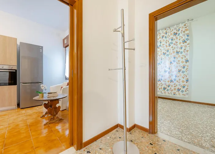 Tatiana Flat - 10 Minutes To Venice - Train Station - Free Parking Μέστρε