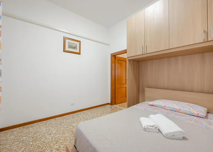 Tatiana Flat - 10 Minutes To Venice - Train Station - Free Parking Διαμέρισμα