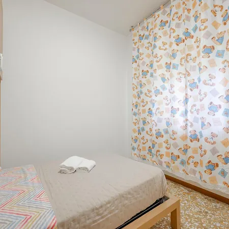アパート Tatiana Flat - 10 Minutes To - Mestre Train Station - Free Parking